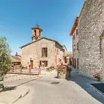 Valguerriera 4 - Casale بيت للعطل Apecchio